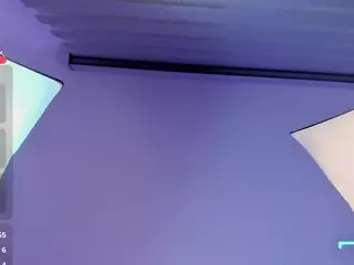 Catalinaa-Santana's Live Sex Cam Show
