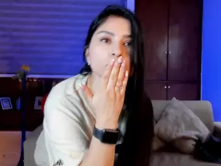 Catalinaa-Santana's Live Sex Cam Show