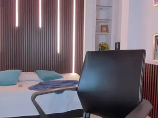 Catalinaa-Santana's Live Sex Cam Show