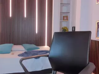 Catalinaa-Santana's Live Sex Cam Show