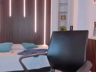 Catalinaa-Santana's Live Sex Cam Show