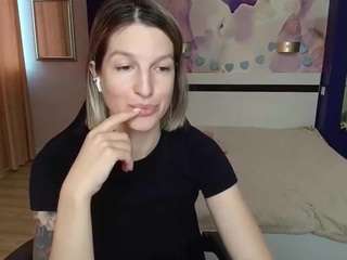 emilywalkers Live Webcam on CamSoda