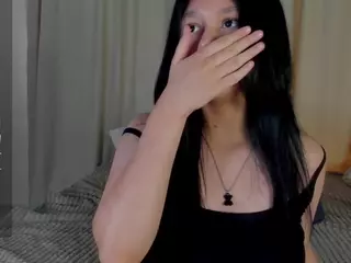 ice-pikmi's Live Sex Cam Show