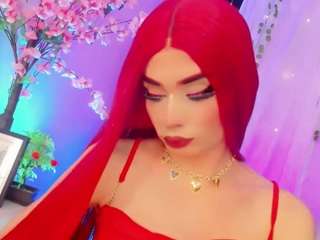 irina-lechera webcam model