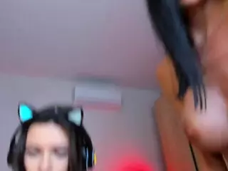 KiraBlackEyes's Live Sex Cam Show