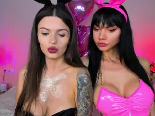 KiraBlackEyes's Live Sex Cam Show