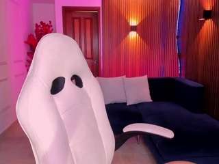 Kloee brown live cam preview