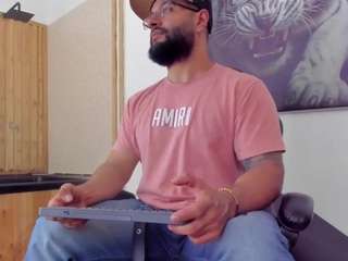 luke-09 Live Webcam on CamSoda