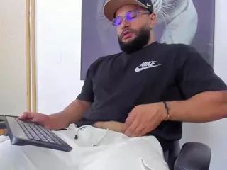 Luke-09's Live Sex Cam Show