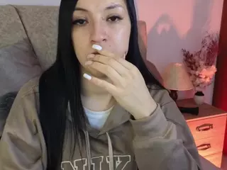 Maju-Evans's Live Sex Cam Show