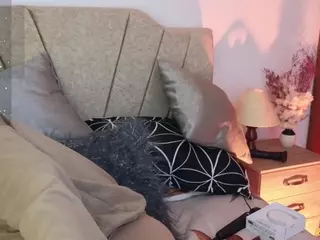 Maju-Evans's Live Sex Cam Show