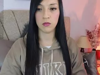 Maju-Evans's Live Sex Cam Show