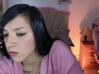 Maju-Evans's Live Sex Cam Show