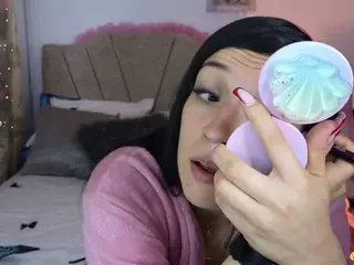Maju-Evans's Live Sex Cam Show