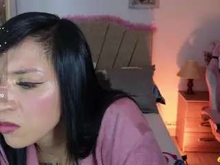 Maju-Evans's Live Sex Cam Show