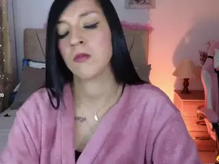 Maju-Evans's Live Sex Cam Show