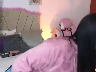 Maju-Evans's Live Sex Cam Show