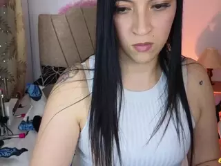 Maju-Evans's Live Sex Cam Show