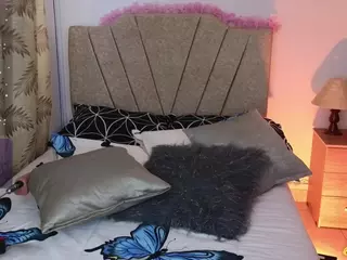Maju-Evans's Live Sex Cam Show