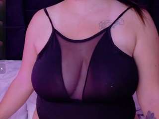 playfulcurvyy