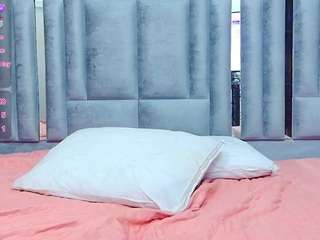 playfulcurvyy camsoda