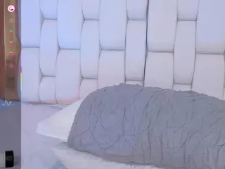 playfulcurvyy's Live Sex Cam Show