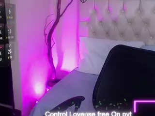 Samantha smiithh's Live Sex Cam Show
