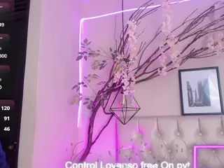 Samantha smiithh's Live Sex Cam Show