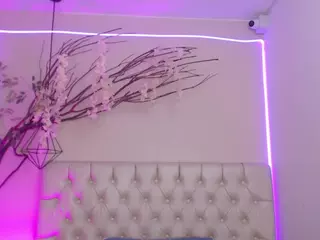 Samantha smiithh's Live Sex Cam Show