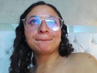 desireefrost-fx Live Webcam on CamSoda