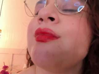 martiinaguzman's CamSoda show and profile