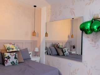 martiinaguzman live cam profile