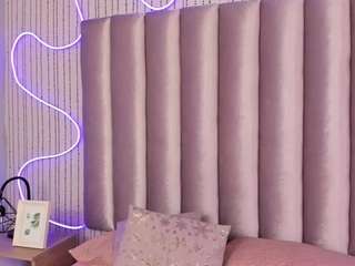 samanthapeach webcam model