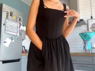 ainsleybarritt