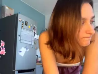AinsleyBarritt's Live Sex Cam Show