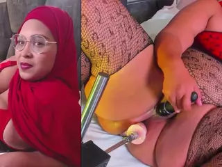BBWHijab's Live Sex Cam Show