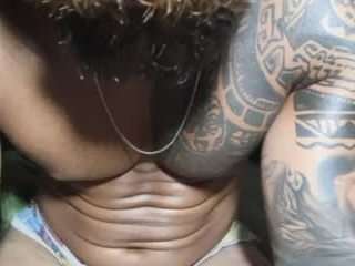 moodym8 live cam — arabic, asian, bear