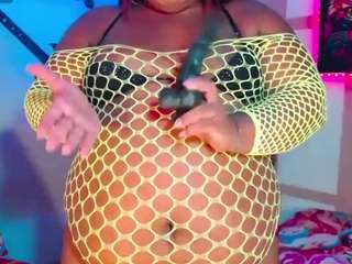 opraxbell Live Webcam on CamSoda