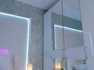 PeaceGellings's Live Sex Cam Show