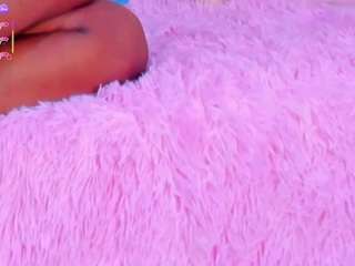  stephany-summer chat room