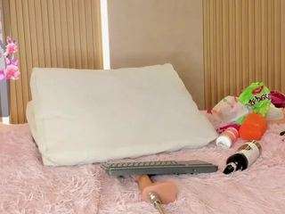 stephany-summer live cam profile