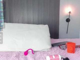 stephany-summer webcam model