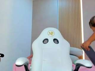 stephany-summer live webcam show
