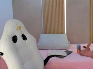 Stephany-Summer live webcam show