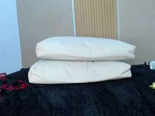 Stephany-Summer live webcam show