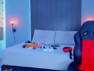 Stephany-Summer's Live Sex Cam Show