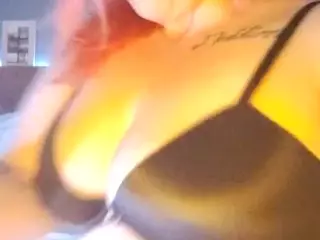 Strwberryslut4ddy's Live Sex Cam Show