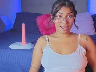 xvarelylegalx