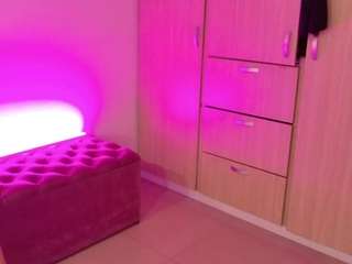  carolinafox chat room