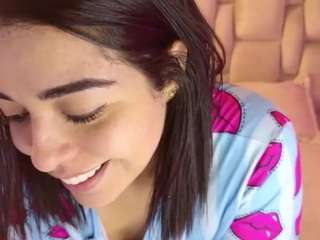 Live Sex Chat with Carolina fox (@carolinafox)